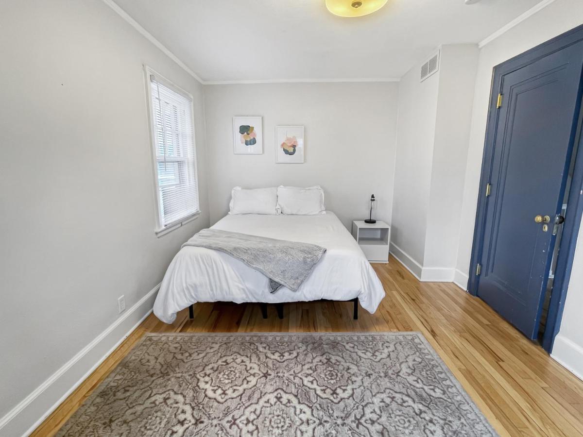 Cozy 3Br Home By Ingersoll Restaurant Scene Des Moines Exterior photo
